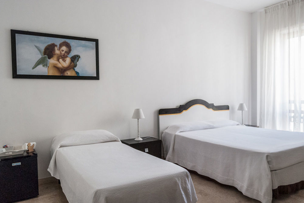 B&B Artemide Лече Екстериор снимка